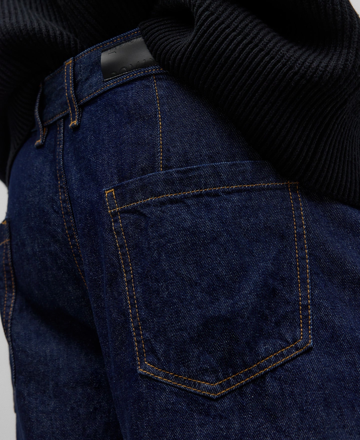 Blue barrel fit denim trousers man in navy blue