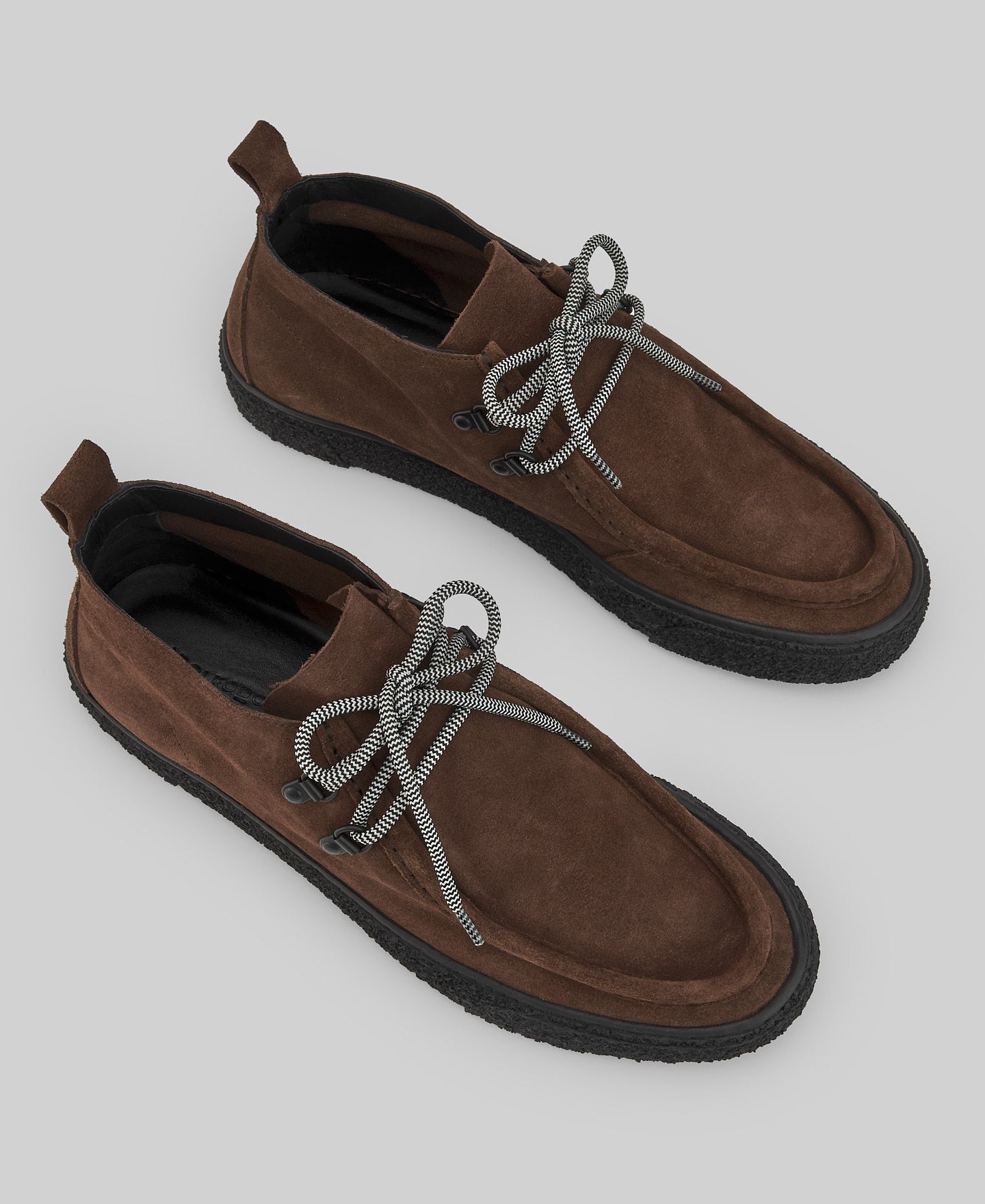 Suede boot man in brown