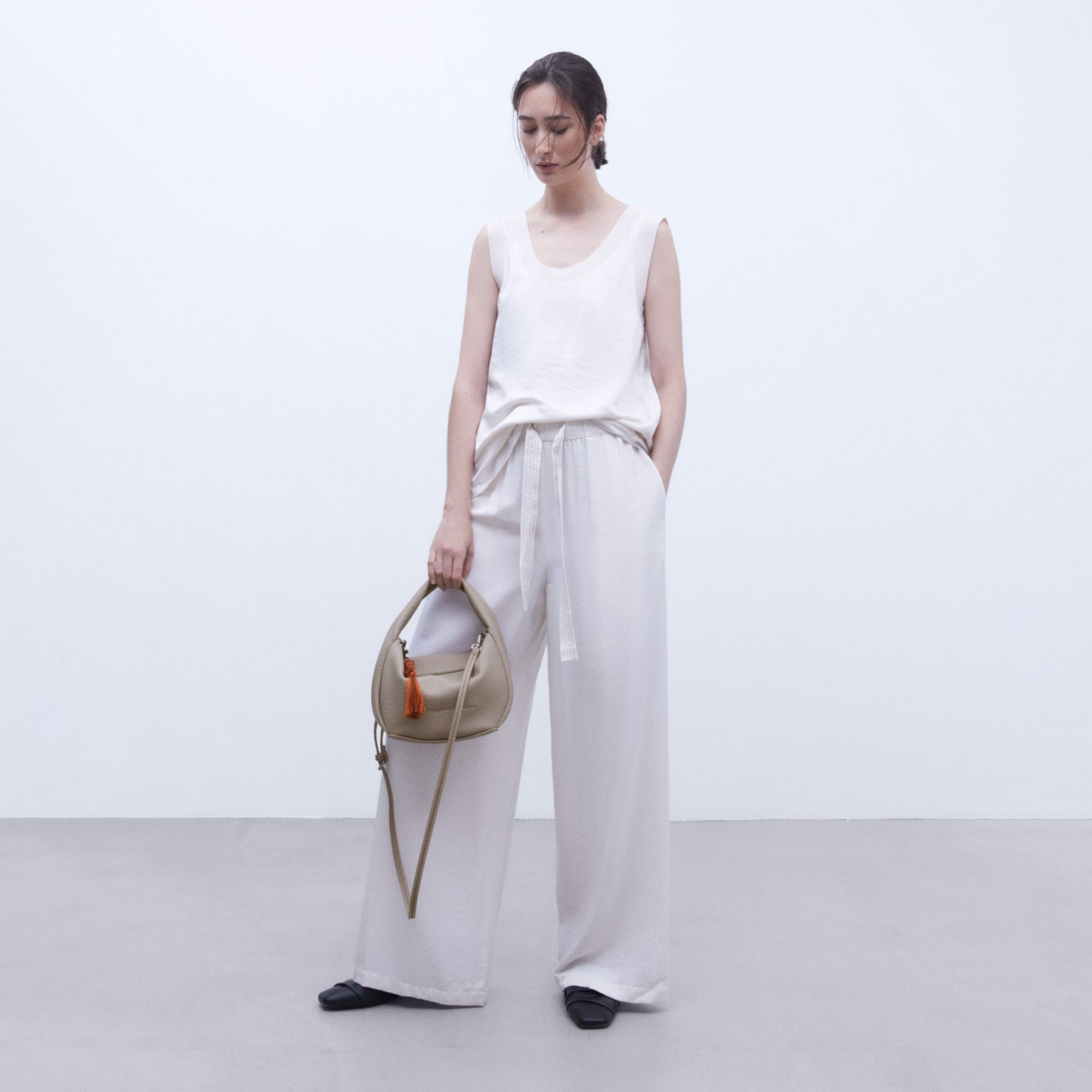 Recycled Polyester Medium Messenger Bag