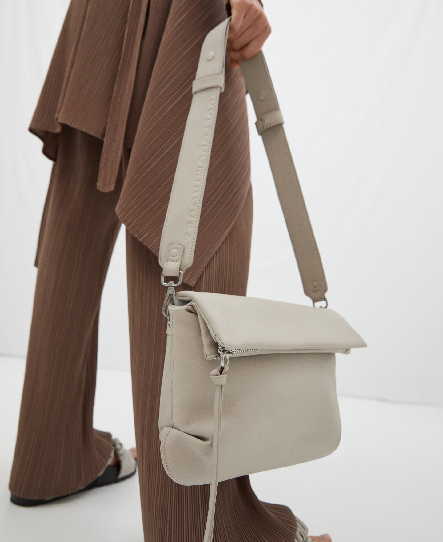 Stone Recycled Polyester Pleated Messenger Bag