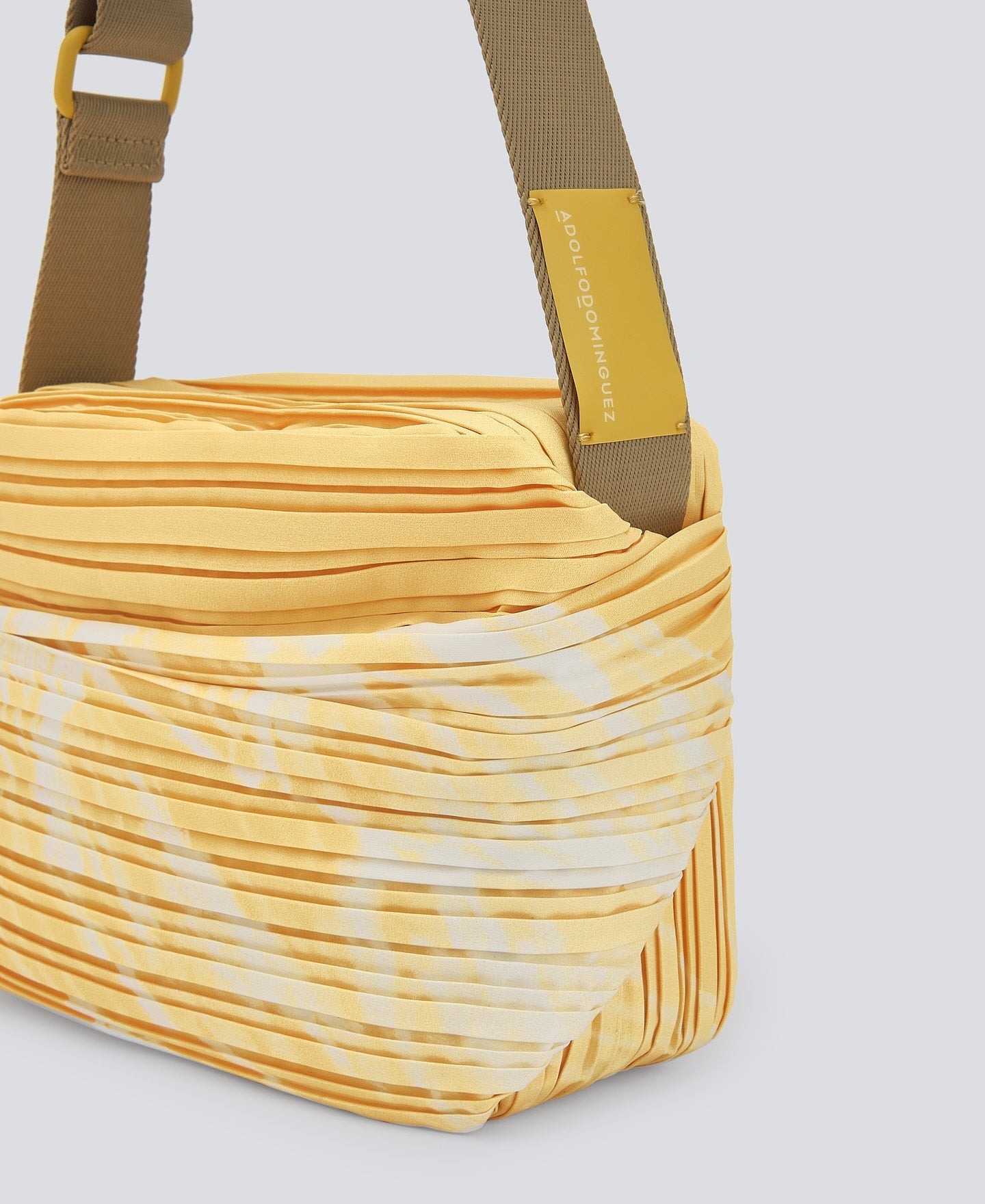 Light Yellow Recycled Crinkle Medium Bag