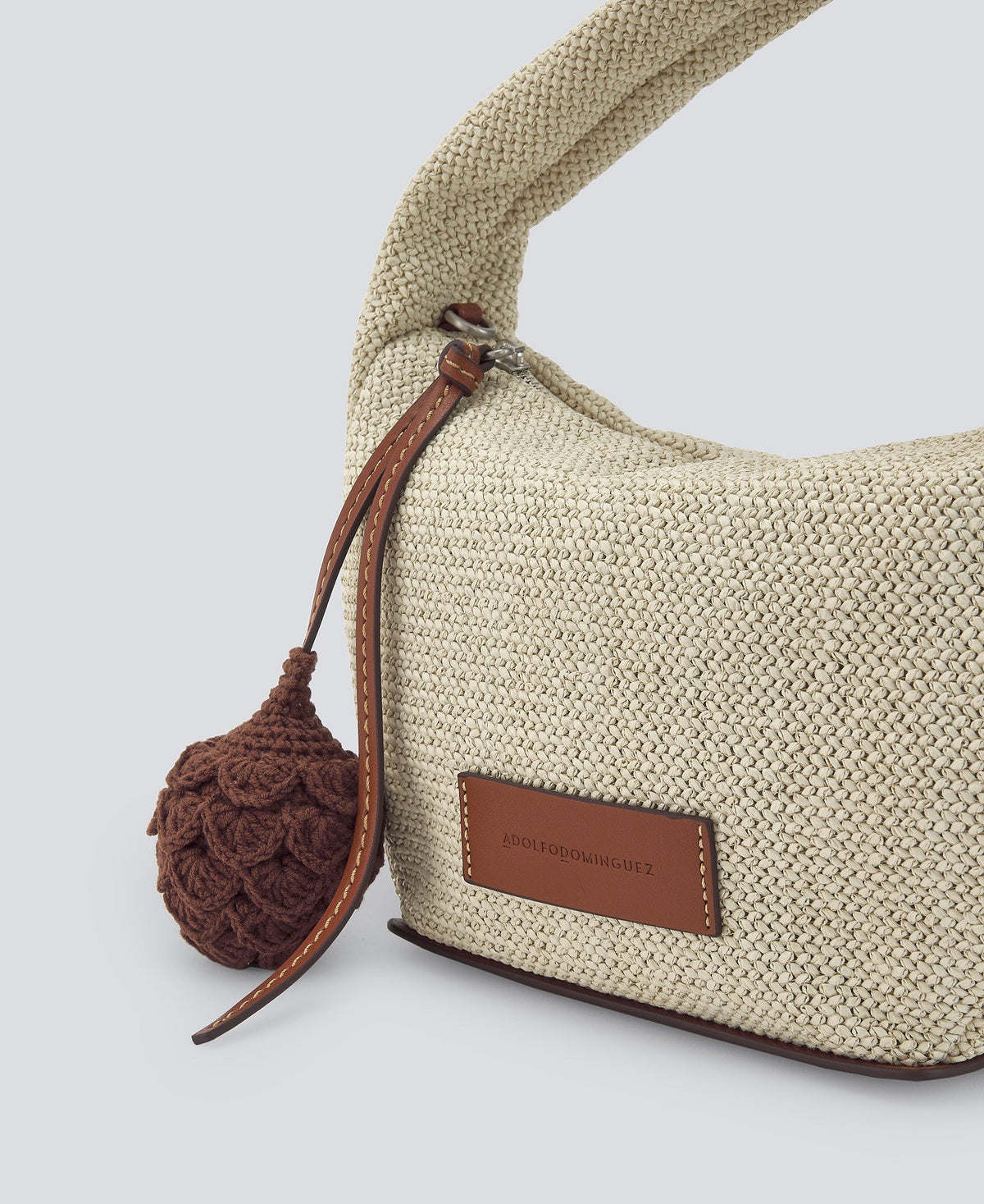 Natural Braided Medium Hobo Bag