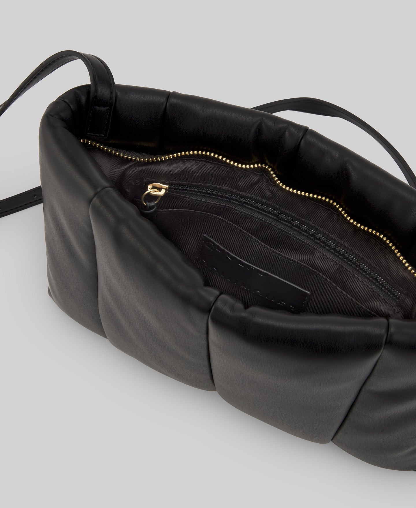 Puffer medium crossbody woman in black