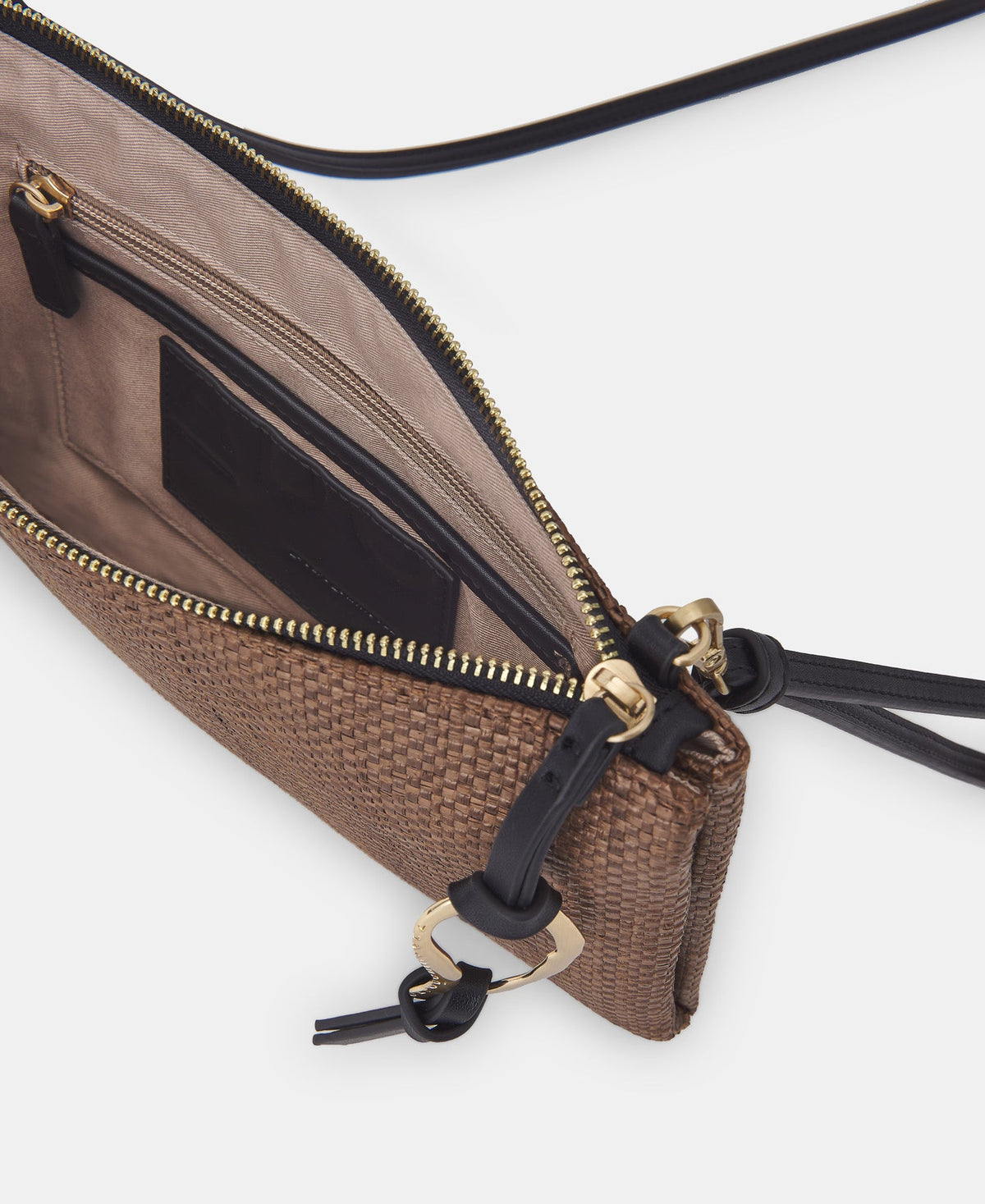 Caramel Shoulder Bag In Raffia Texture