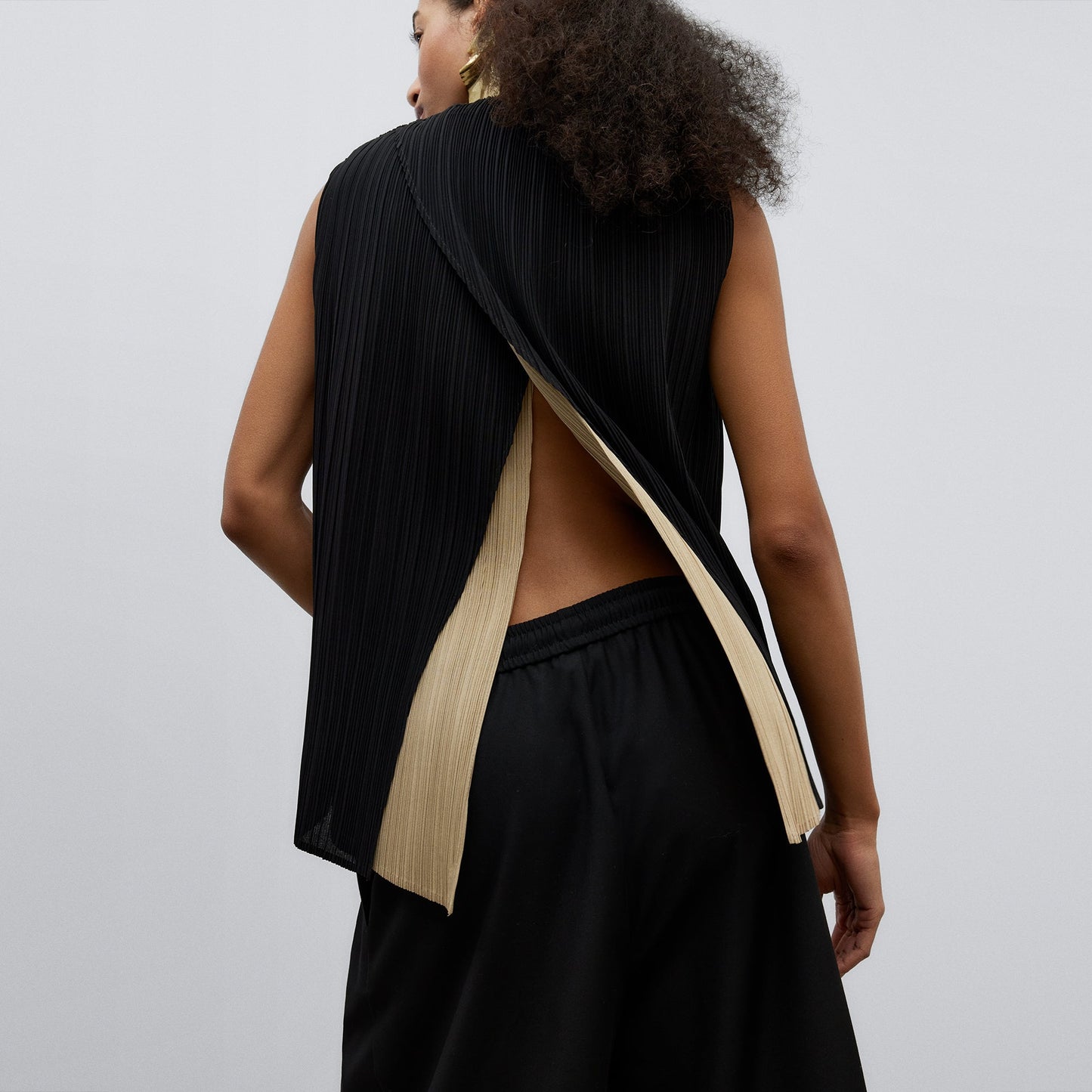 Black Crinkle Vest Top