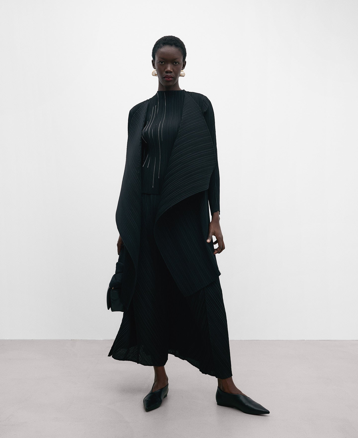 Black Top In Crinkle For Women