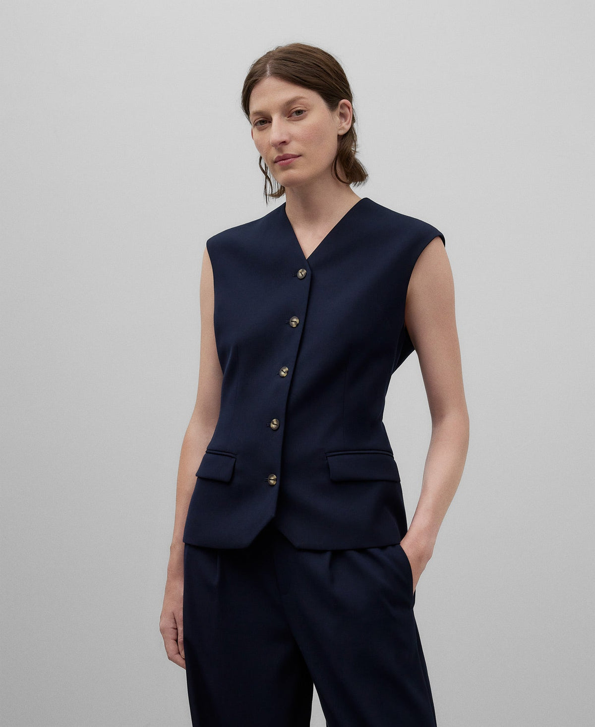 Tailored vest woman in navy blue