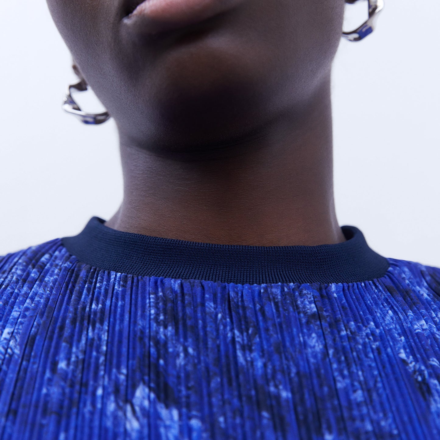 Crinkle Print Blue T-shirt