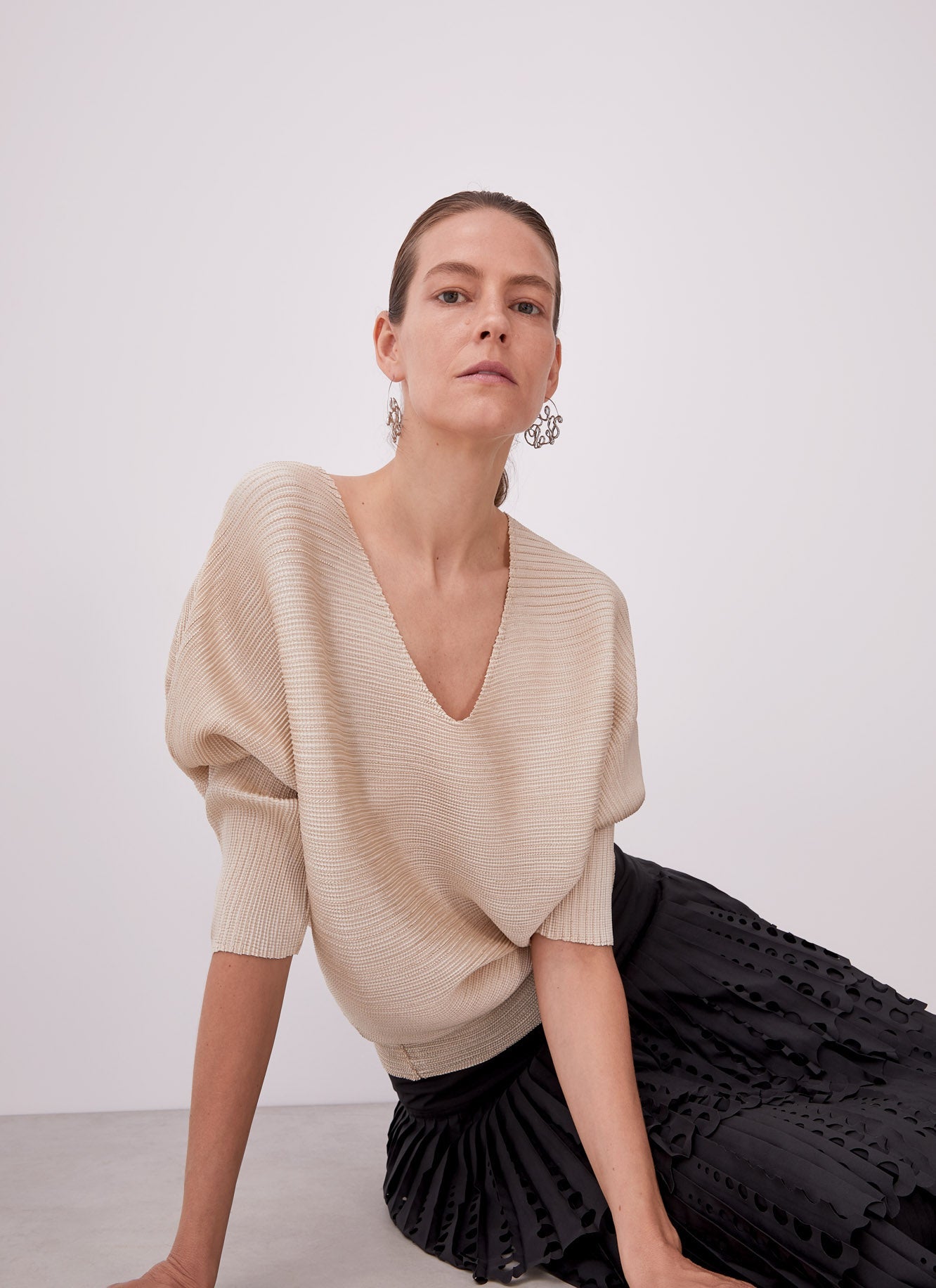 Grey Crinkle Sweatshirt With V-Neckline