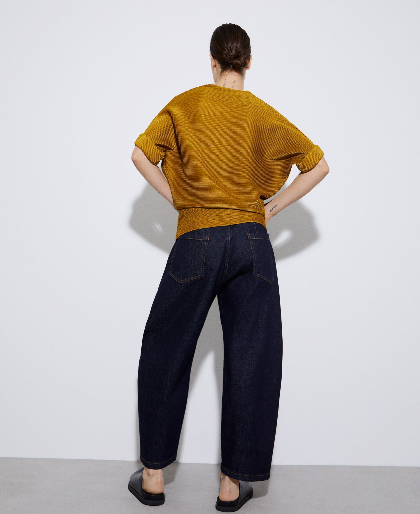 Pistachio Green Japanese Sleeve Crinkle Sweatshirt