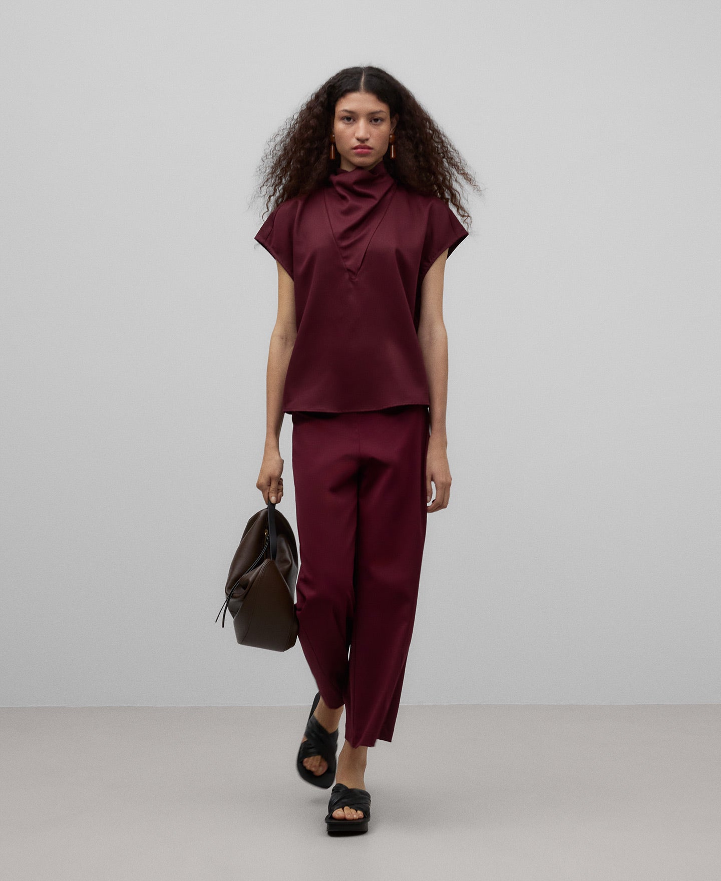 Draped turtleneck shirt woman in maroon