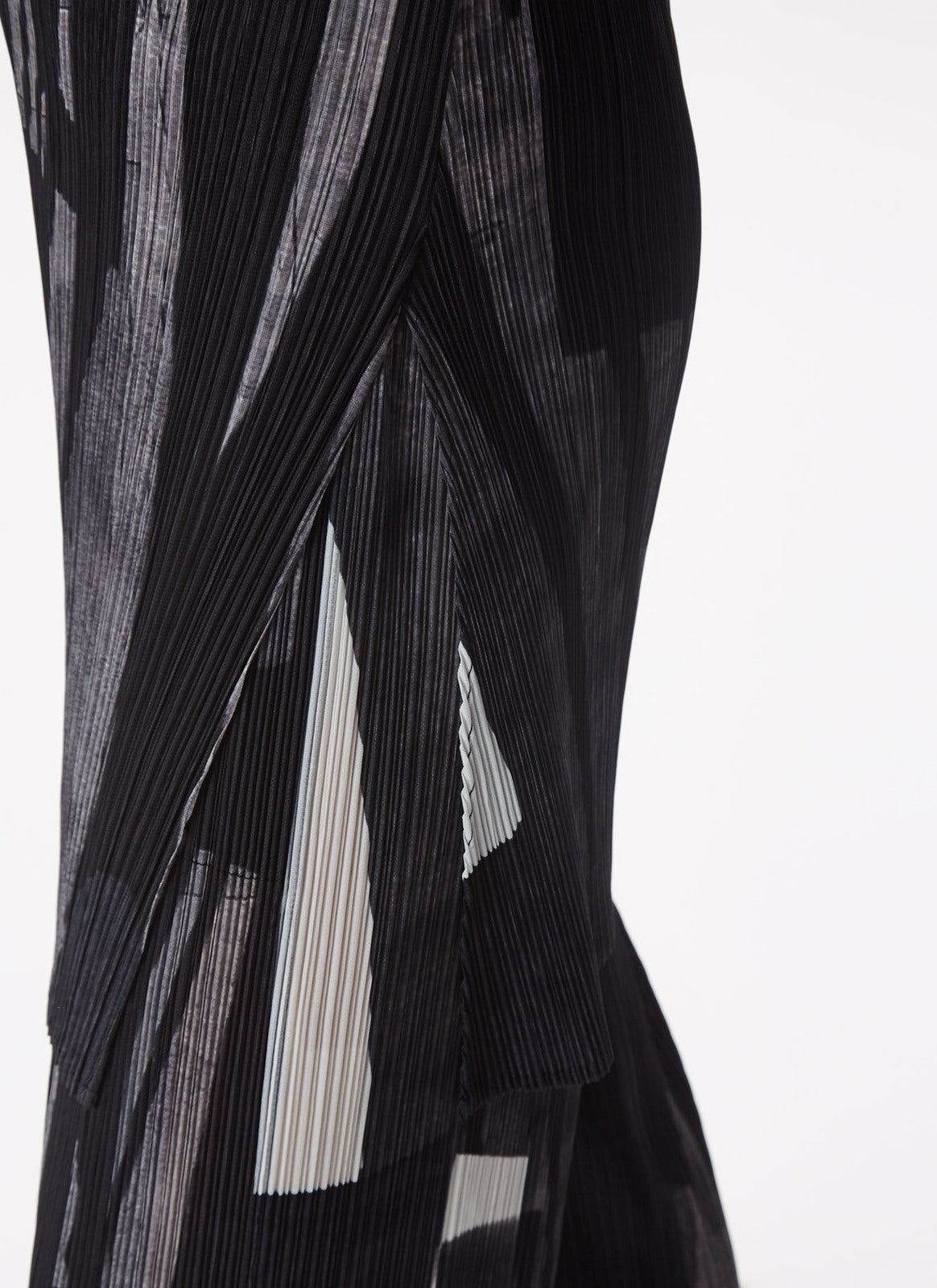 Grey Print Crinkle Shirt With French Sleeve