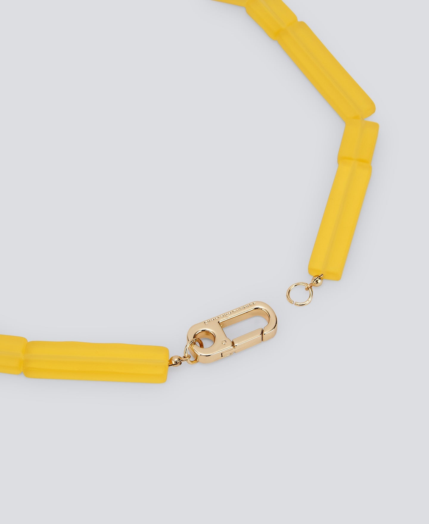 Light Yellow Irregular Resine Cubes Necklace