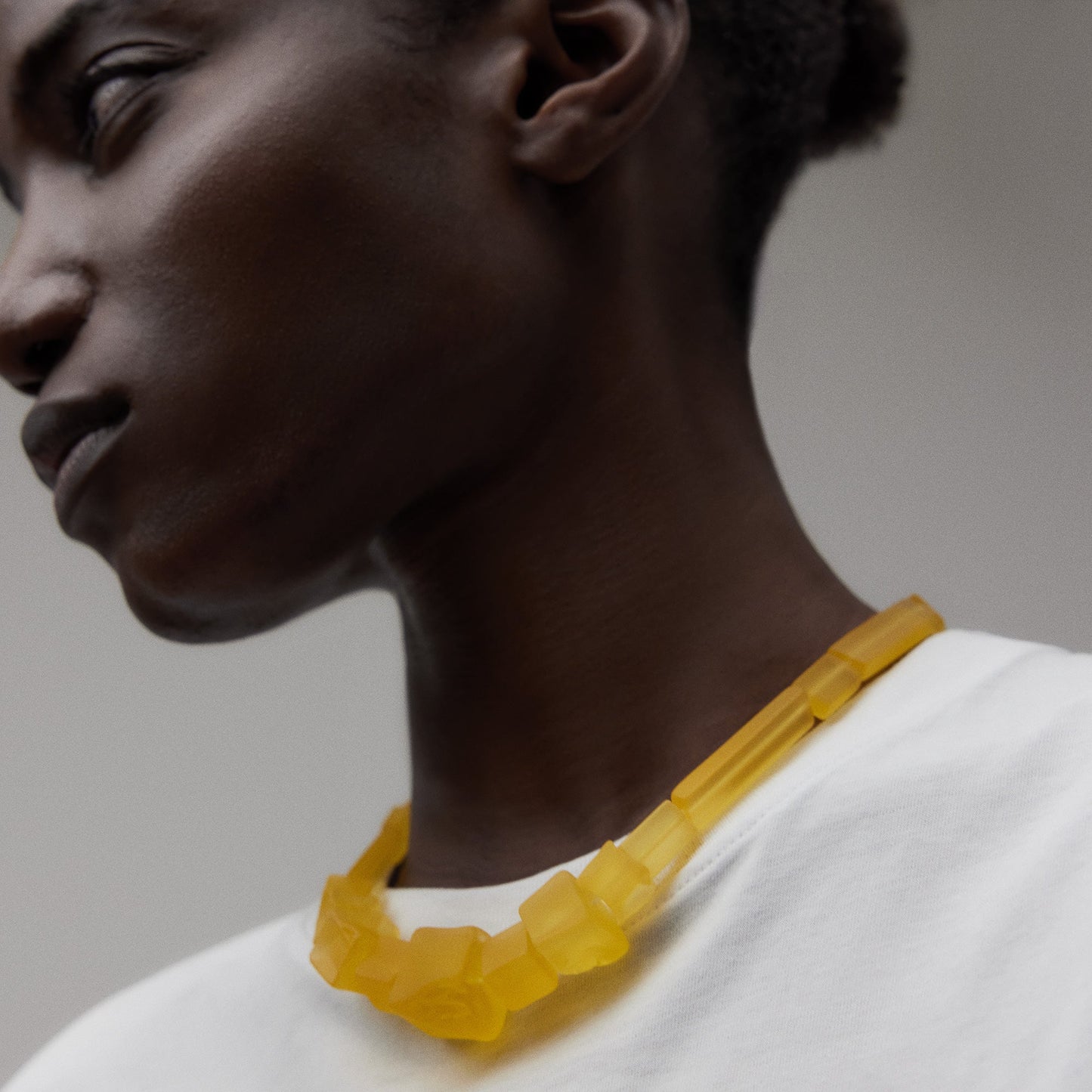 Light Yellow Irregular Resine Cubes Necklace