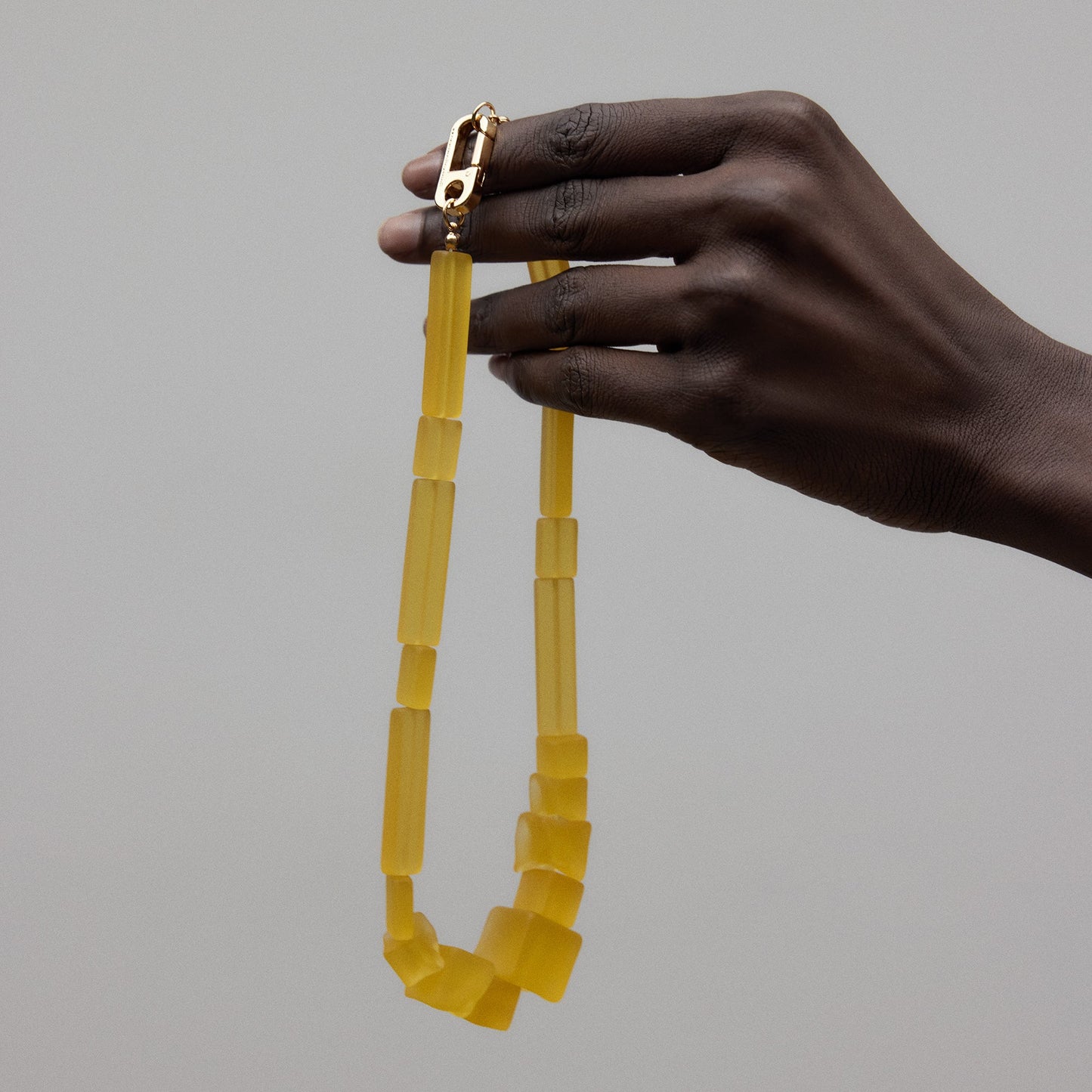 Light Yellow Irregular Resine Cubes Necklace