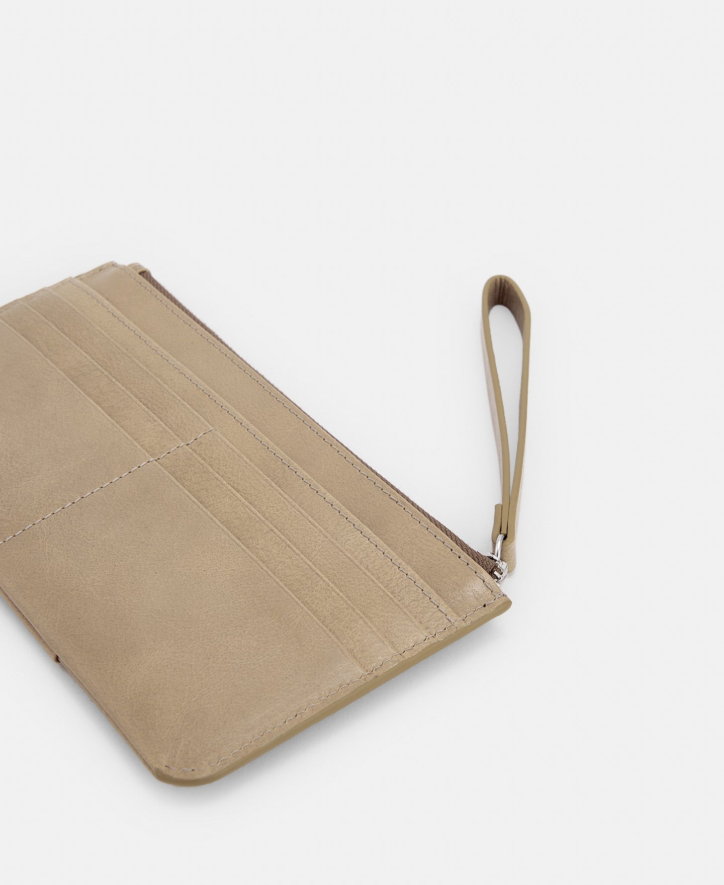 Sand Large Card Holder In Crackle Leather