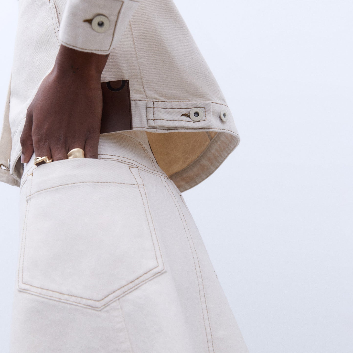 Elegant Ecru Denim Jacket