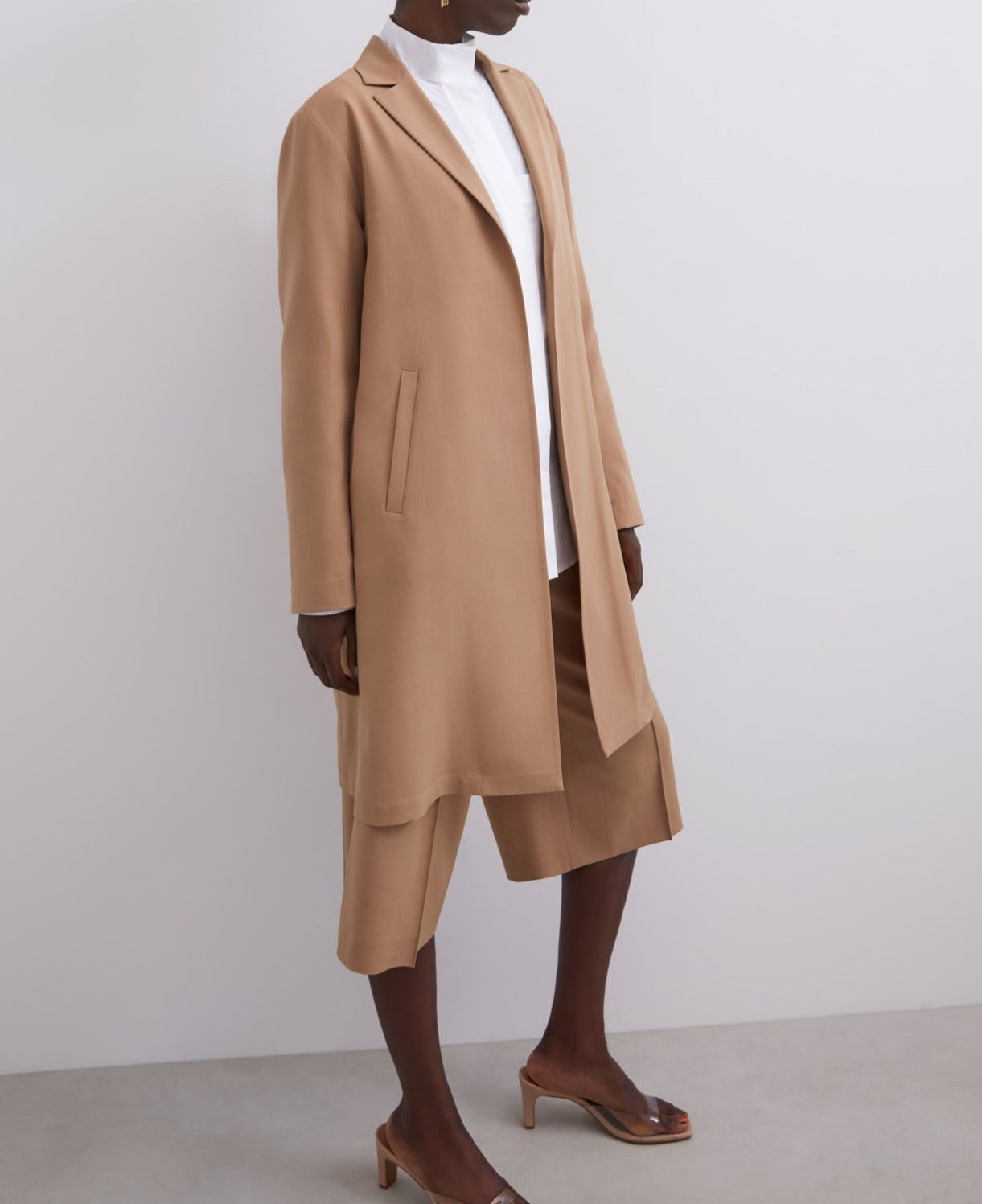 Camel Straight Blazer With Collar And Lapel
