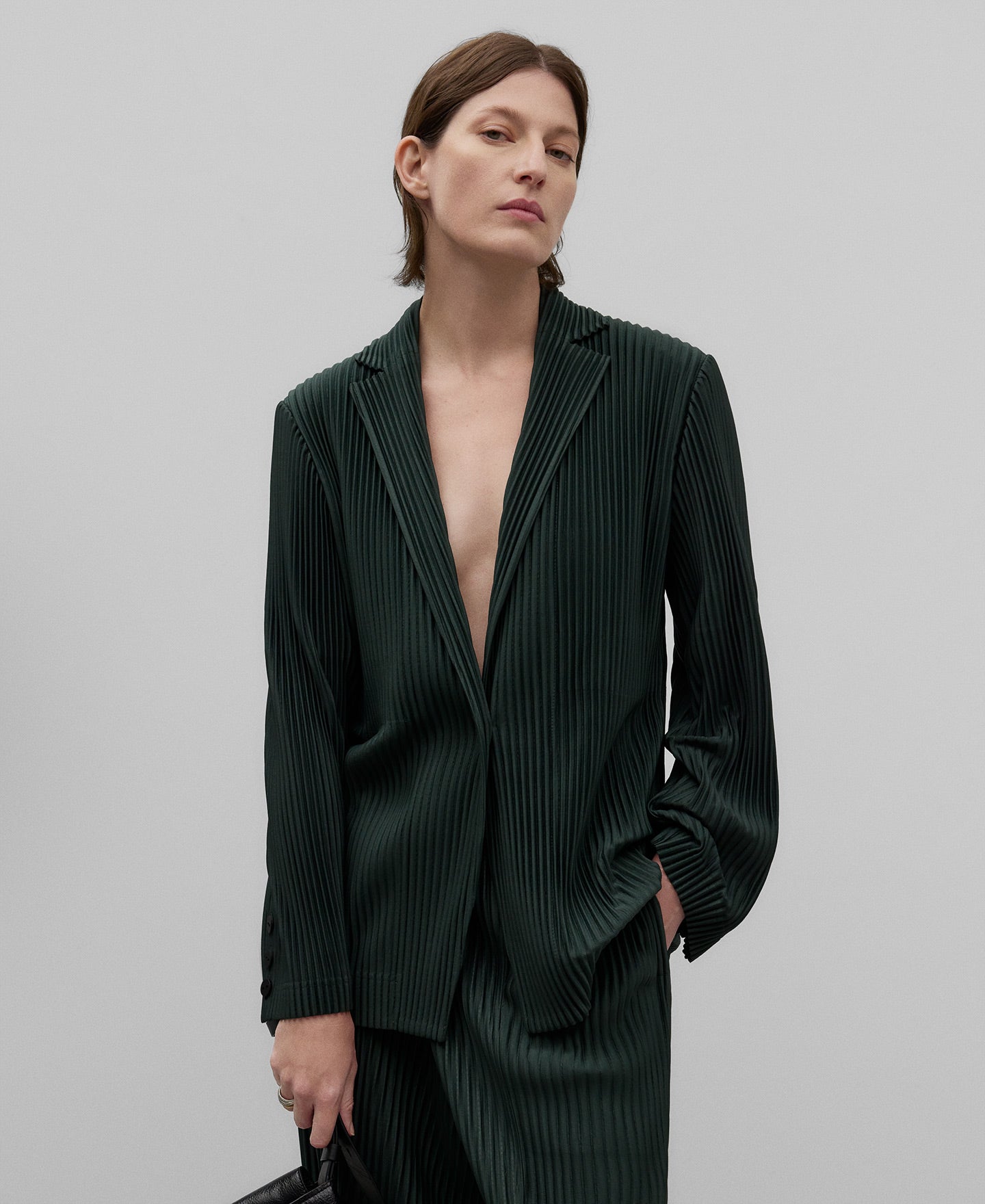Green bottle crinkle blazer woman in bottle green