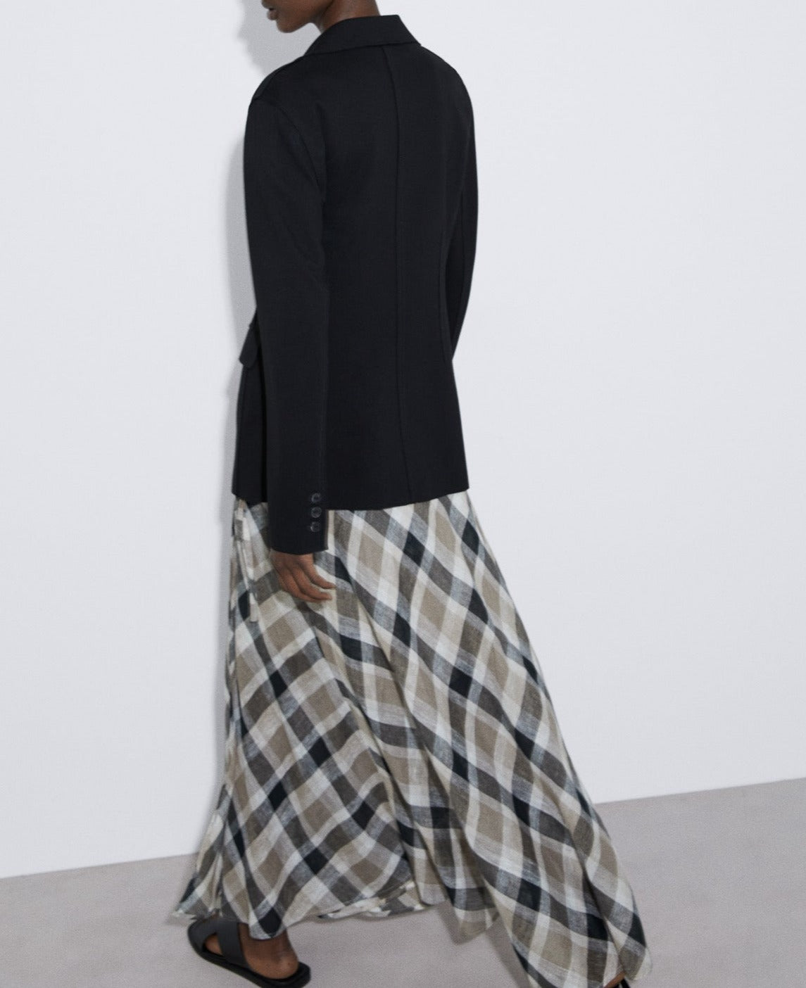 Black Responsible Viscose Knitted Blazer