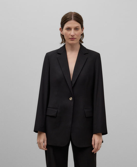 Tailored blazer woman in black