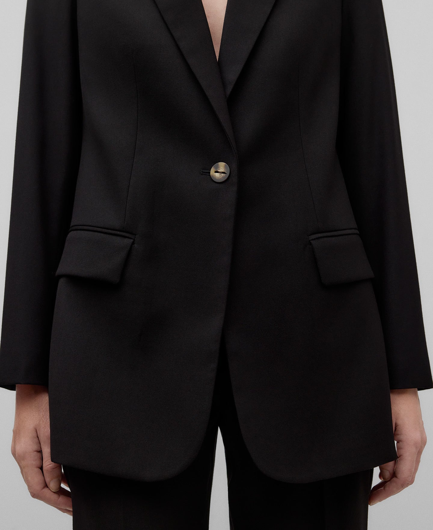Tailored blazer woman in black