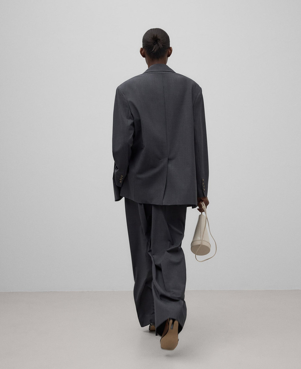 Charcoal gray tailored blazer woman in charcoal grey