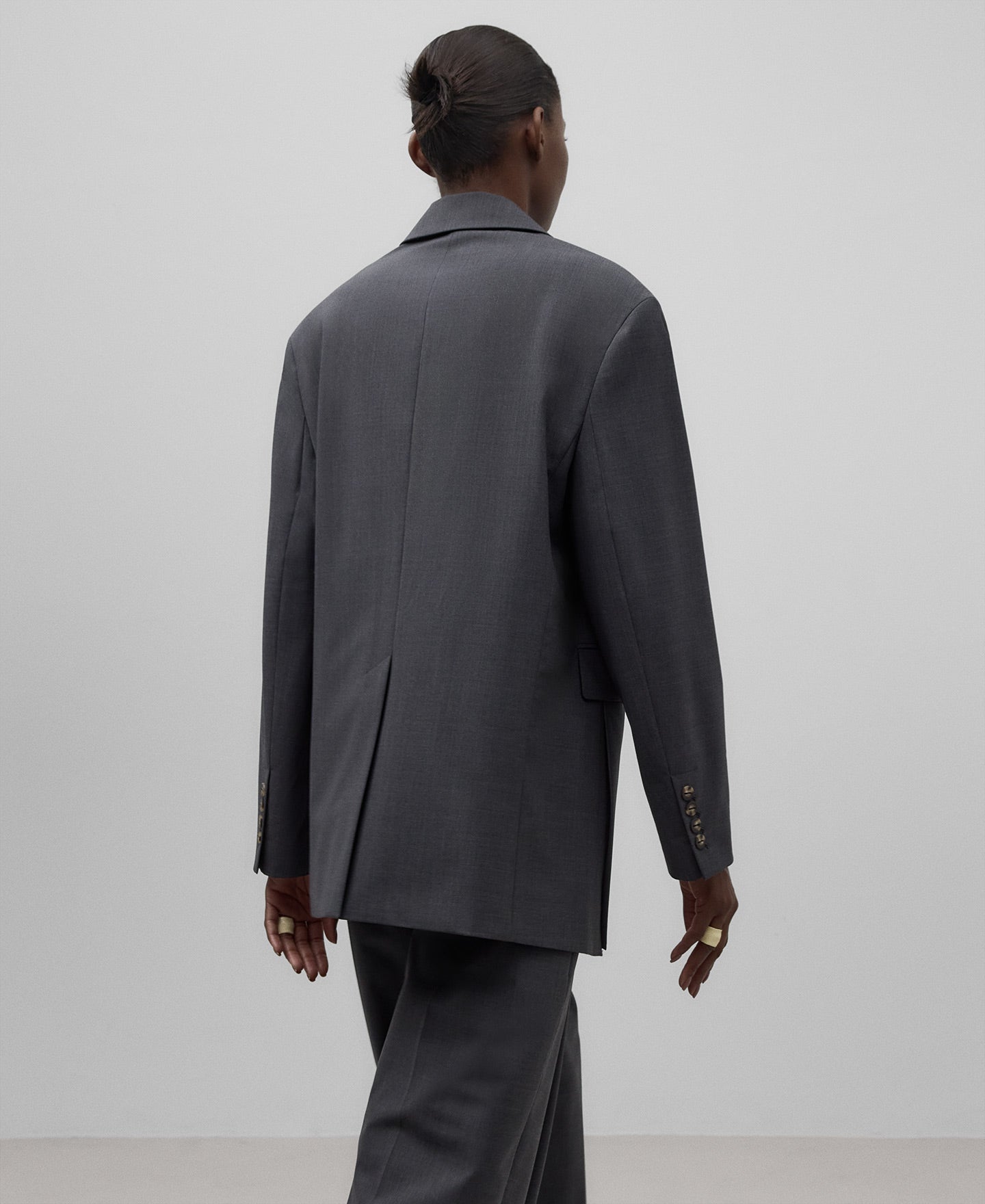 Charcoal gray tailored blazer woman in charcoal grey