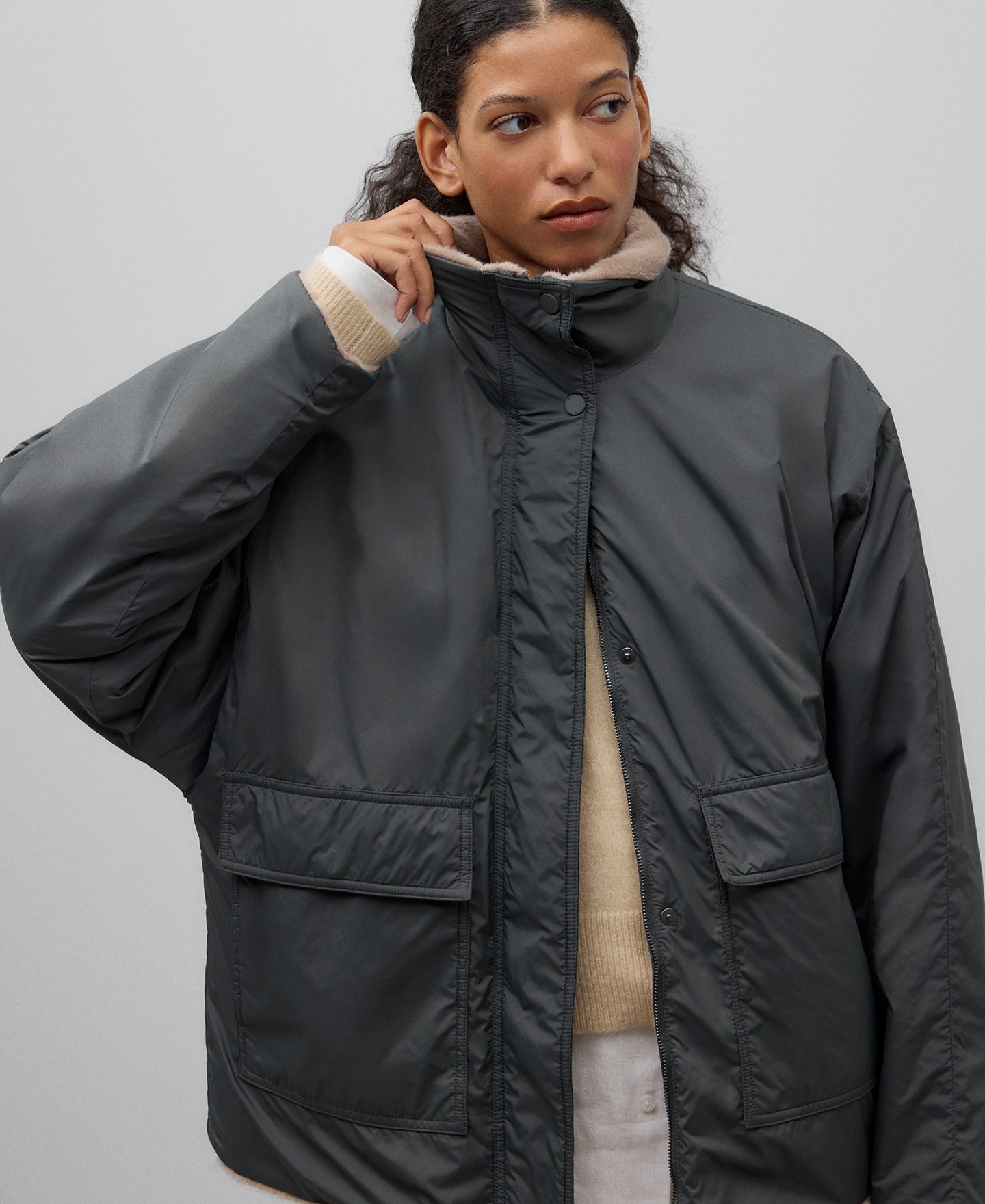Naylon jacket woman in ike green
