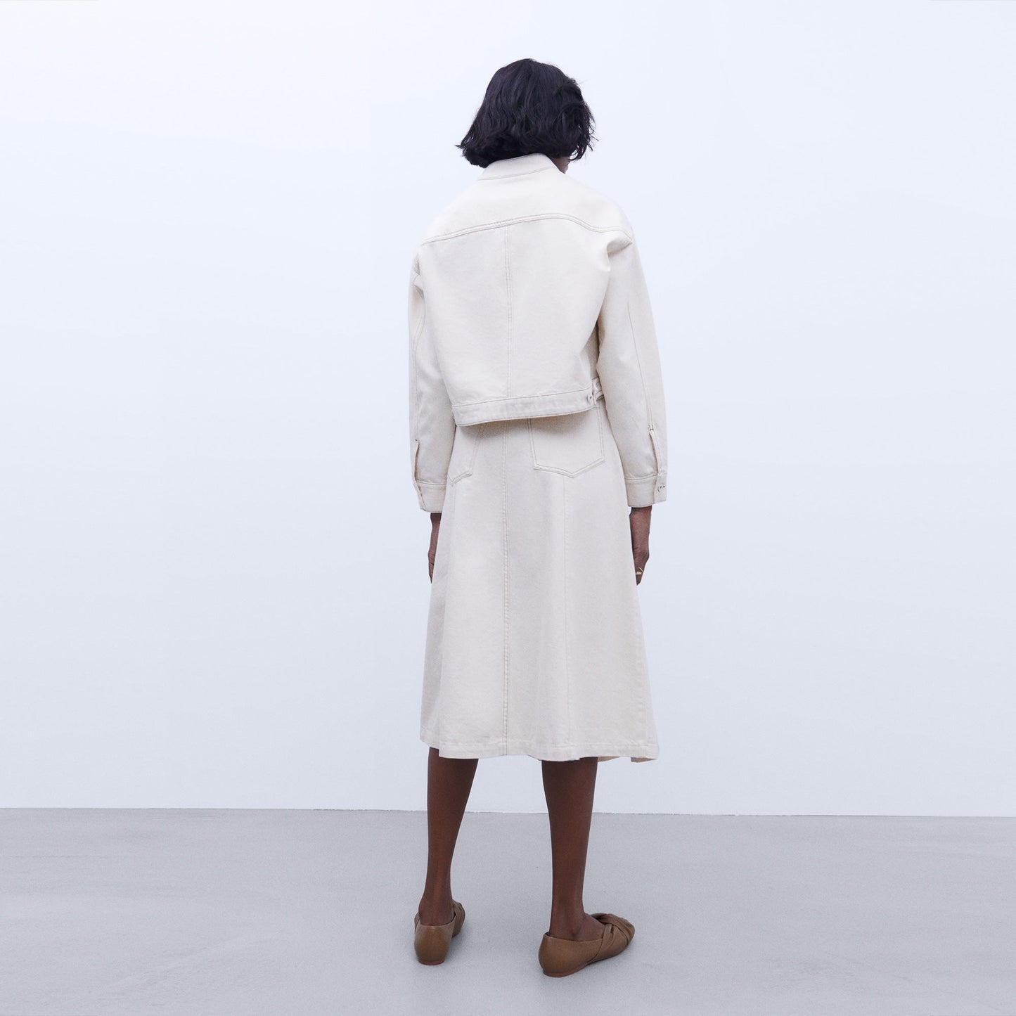 Elegant Ecru Denim Skirt