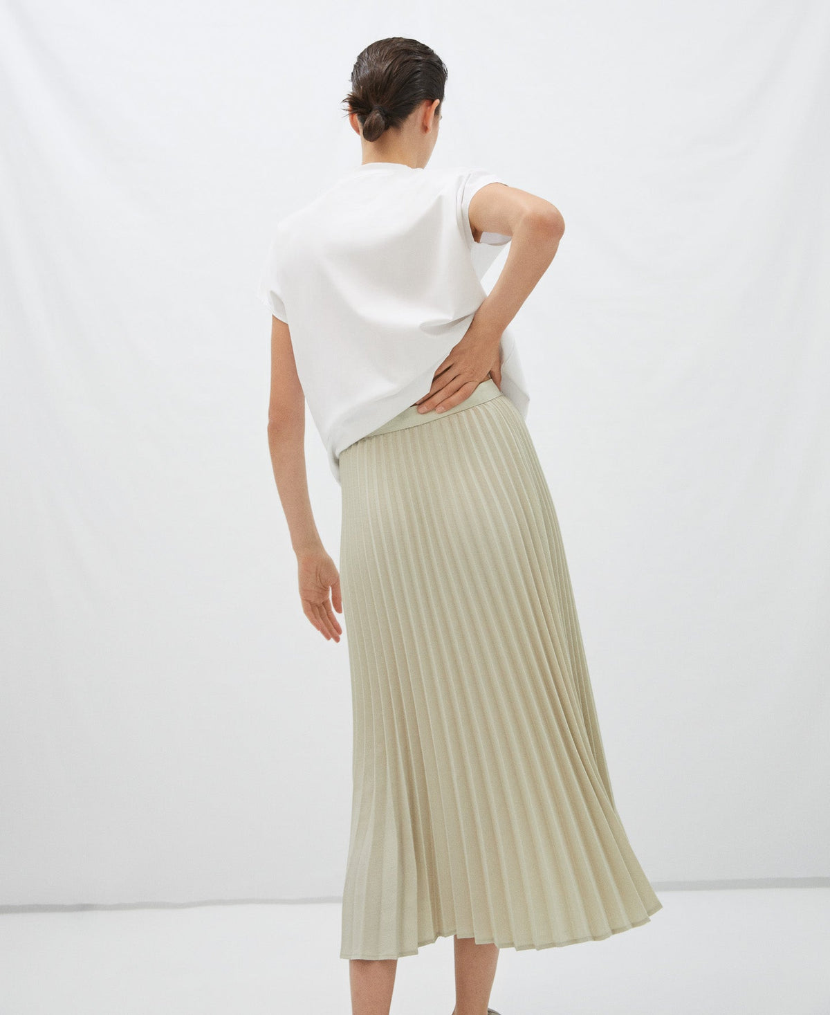 Light Cream Pleated Midi Skirt