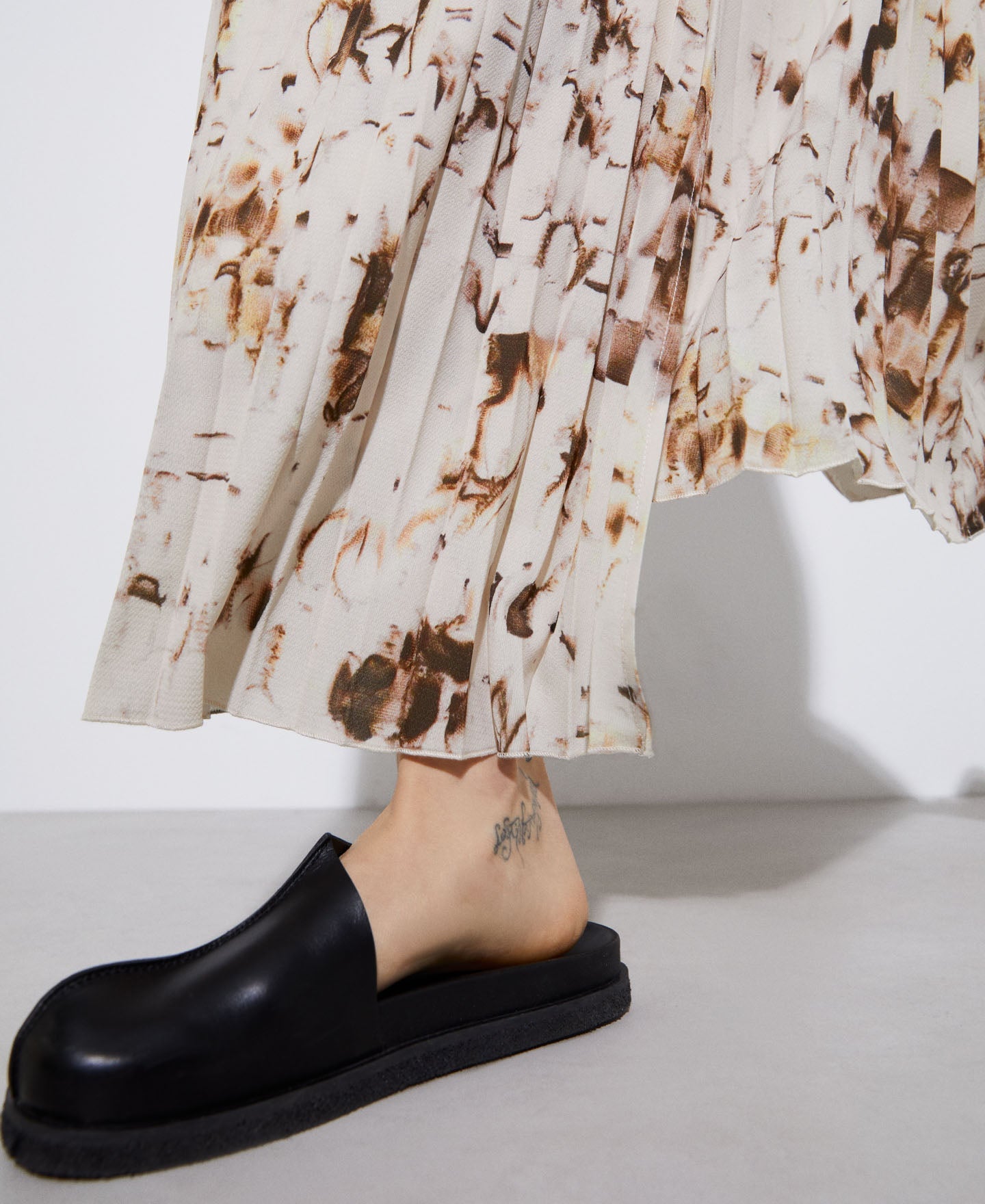 Camel Stamped Midi Skirt In Recycled Polyester