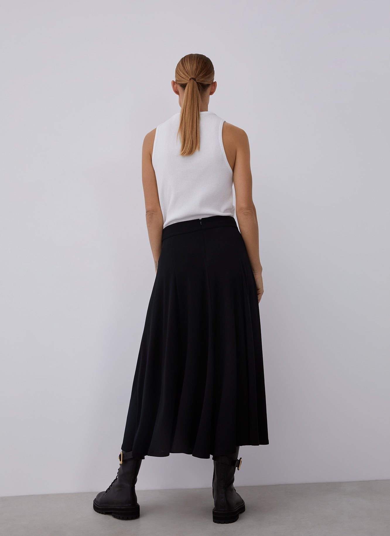 Black Knitted Midi Skirt