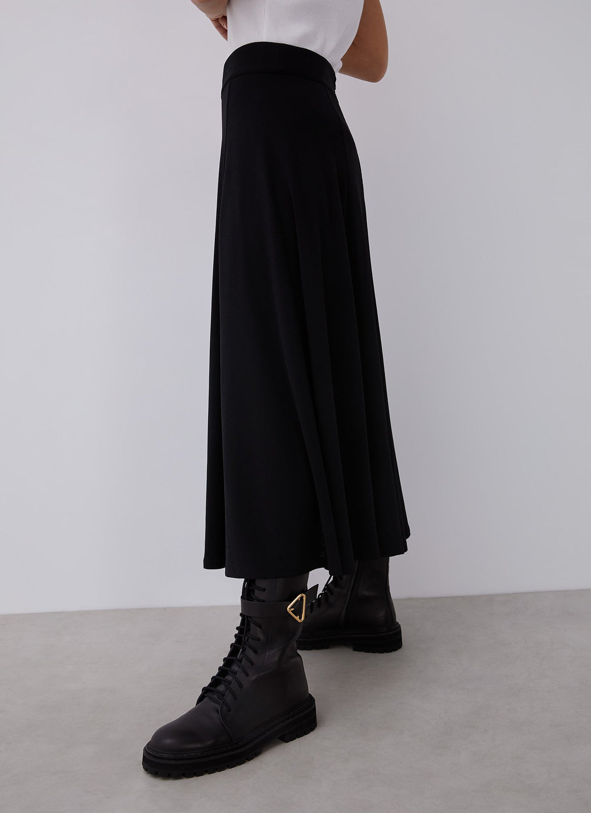 Black Knitted Midi Skirt