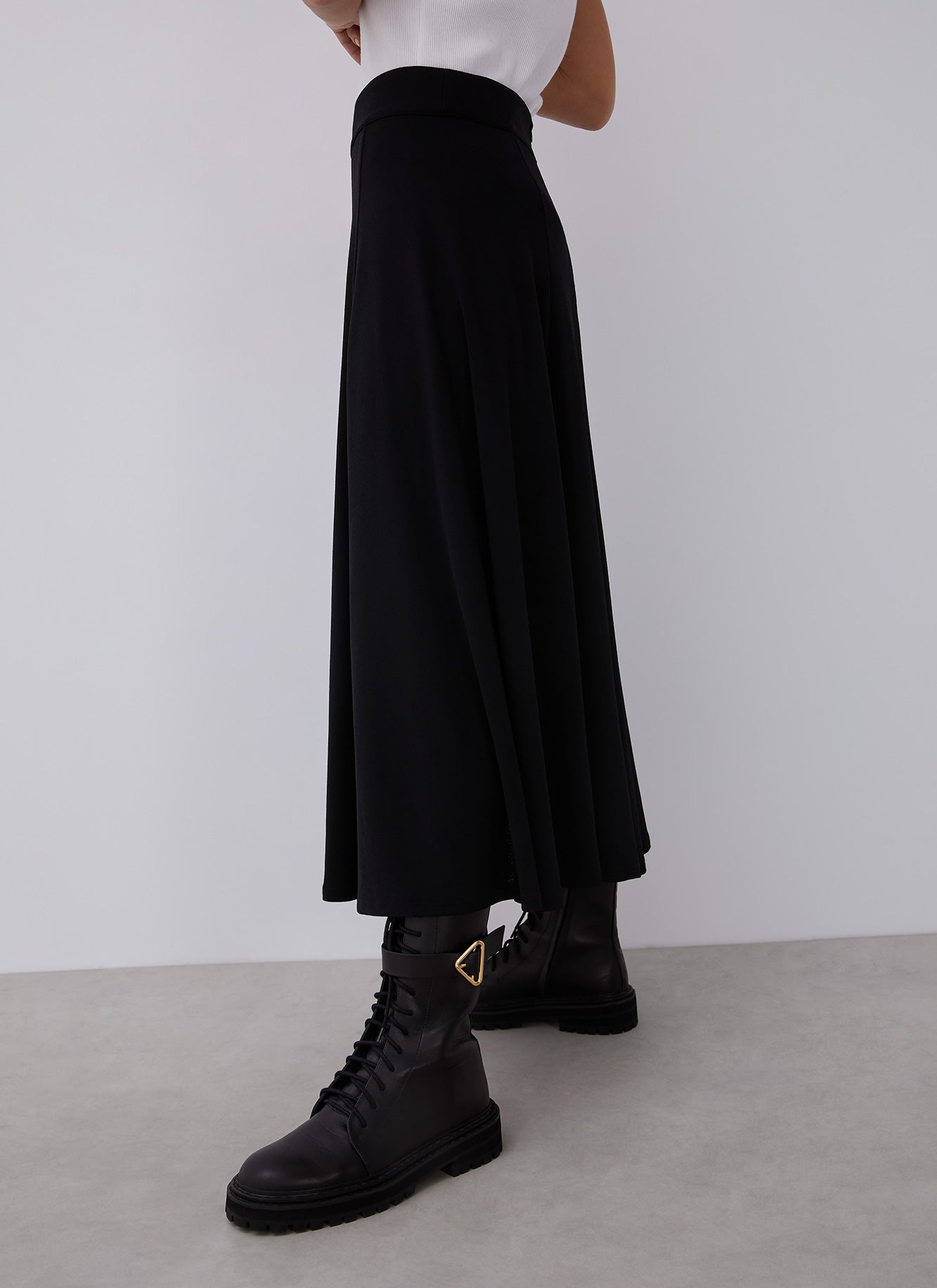 Black Knitted Midi Skirt