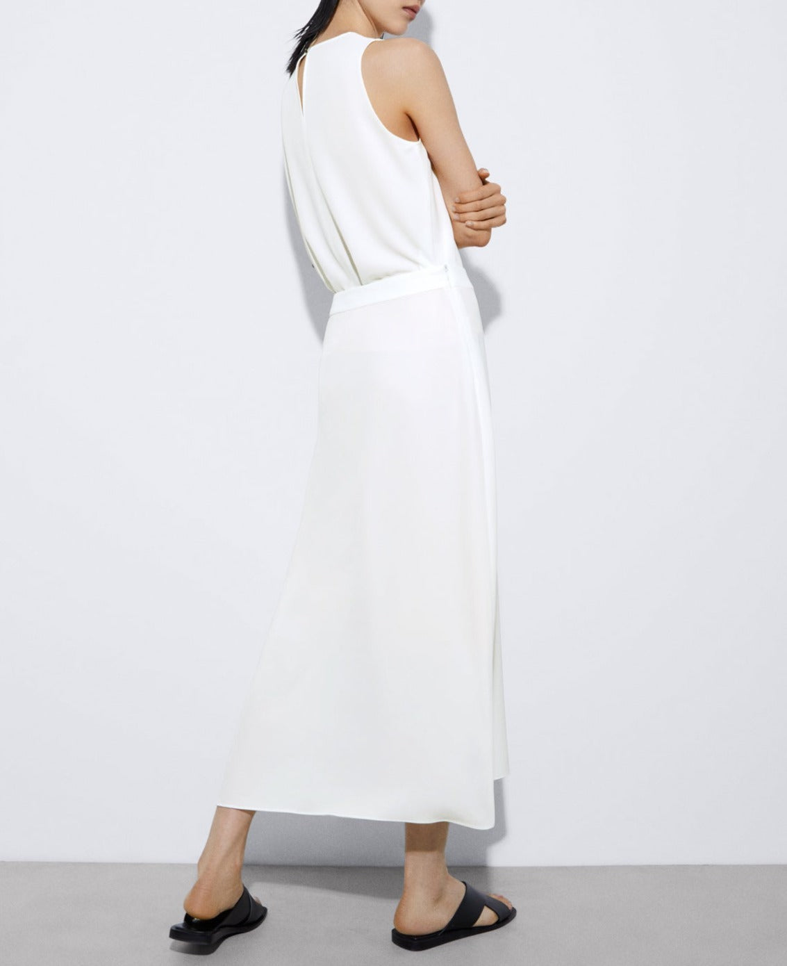 Ecru Straight Skirt With Draped Motif