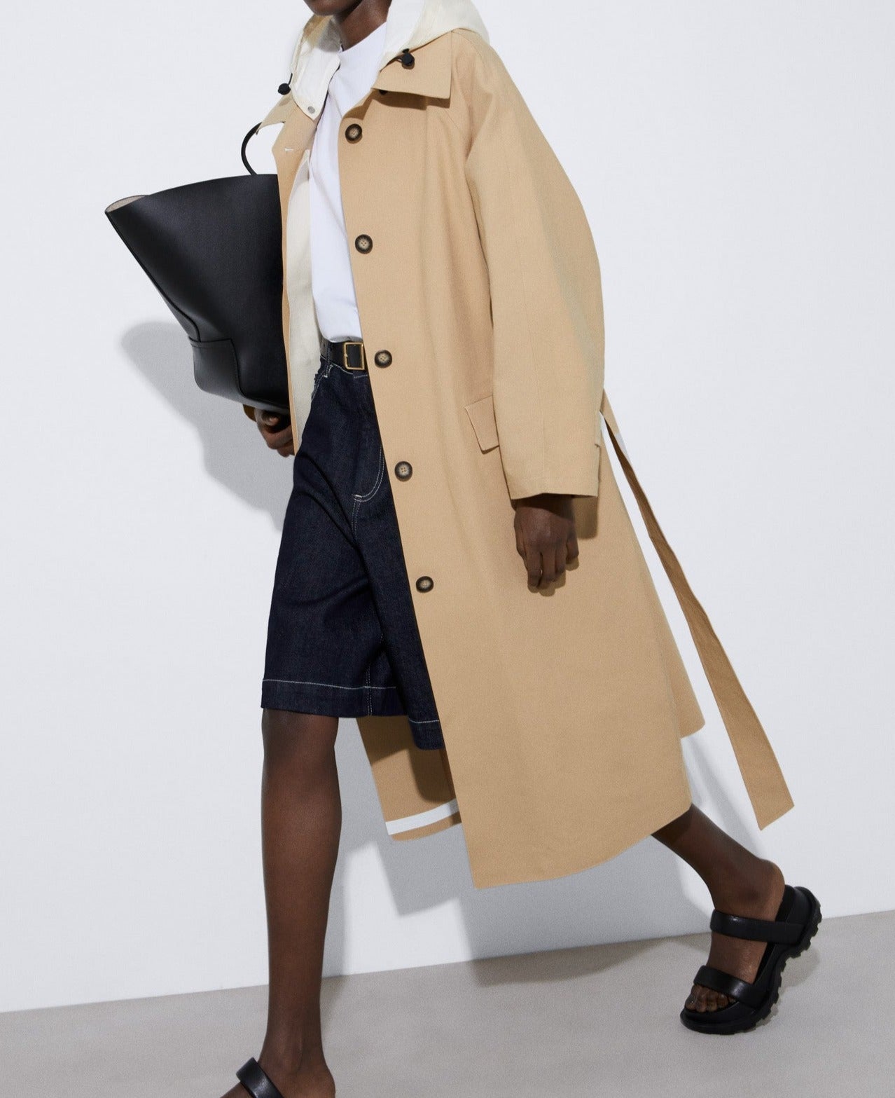 Stone Trench With Removable Hood