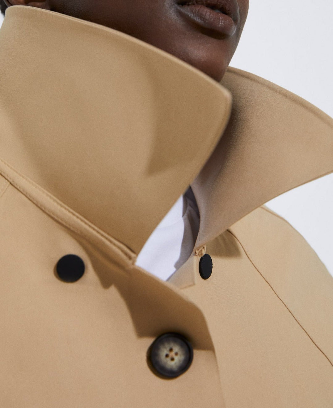 Stone Trench With Removable Hood