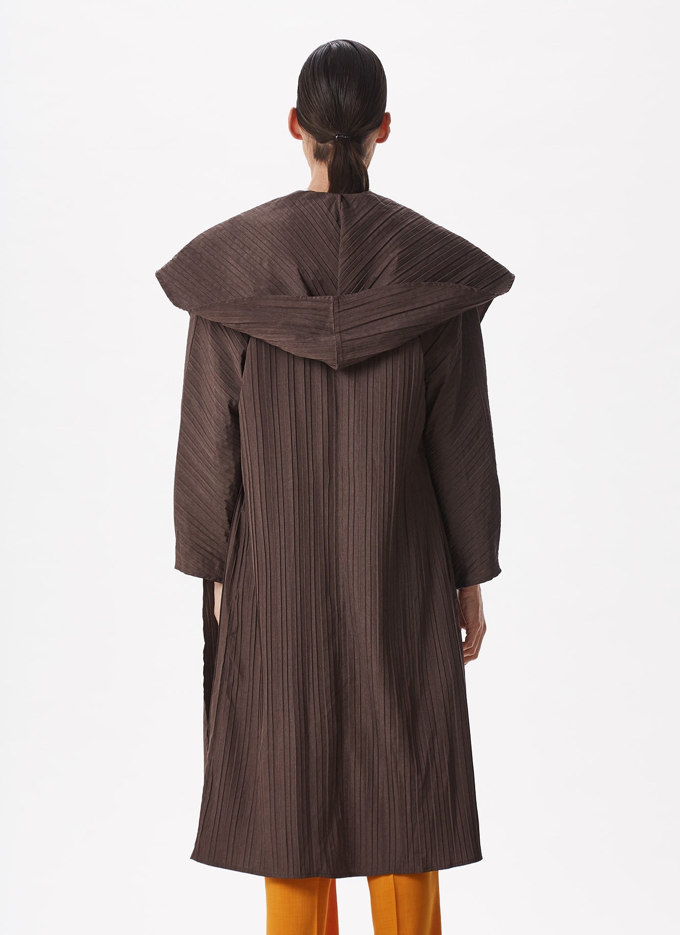 Brown Pleated Trench Coat With Maxi-Lapels