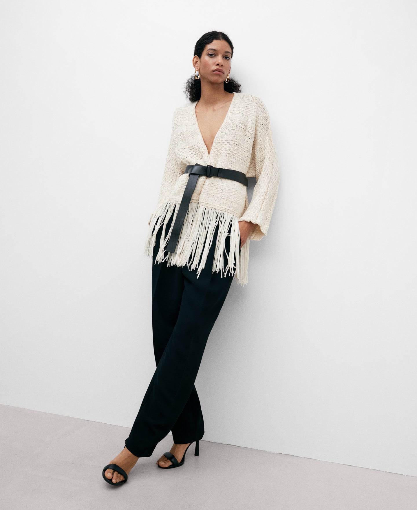 Knitted Fringed Edge Jacket
