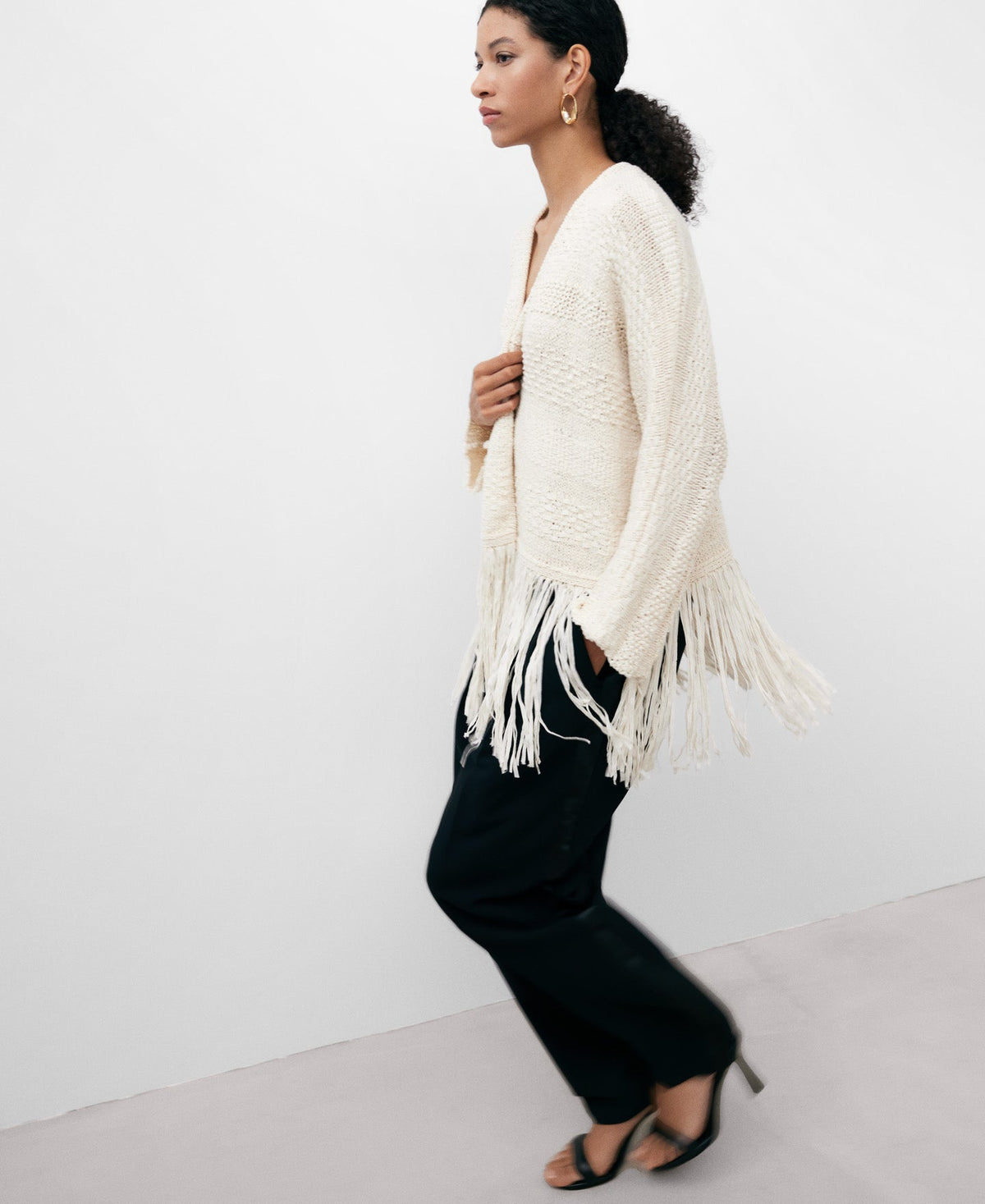 Knitted Fringed Edge Jacket