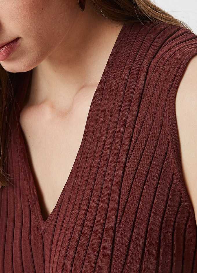 Light Brown Viscose Pleated Knit Sleeveless