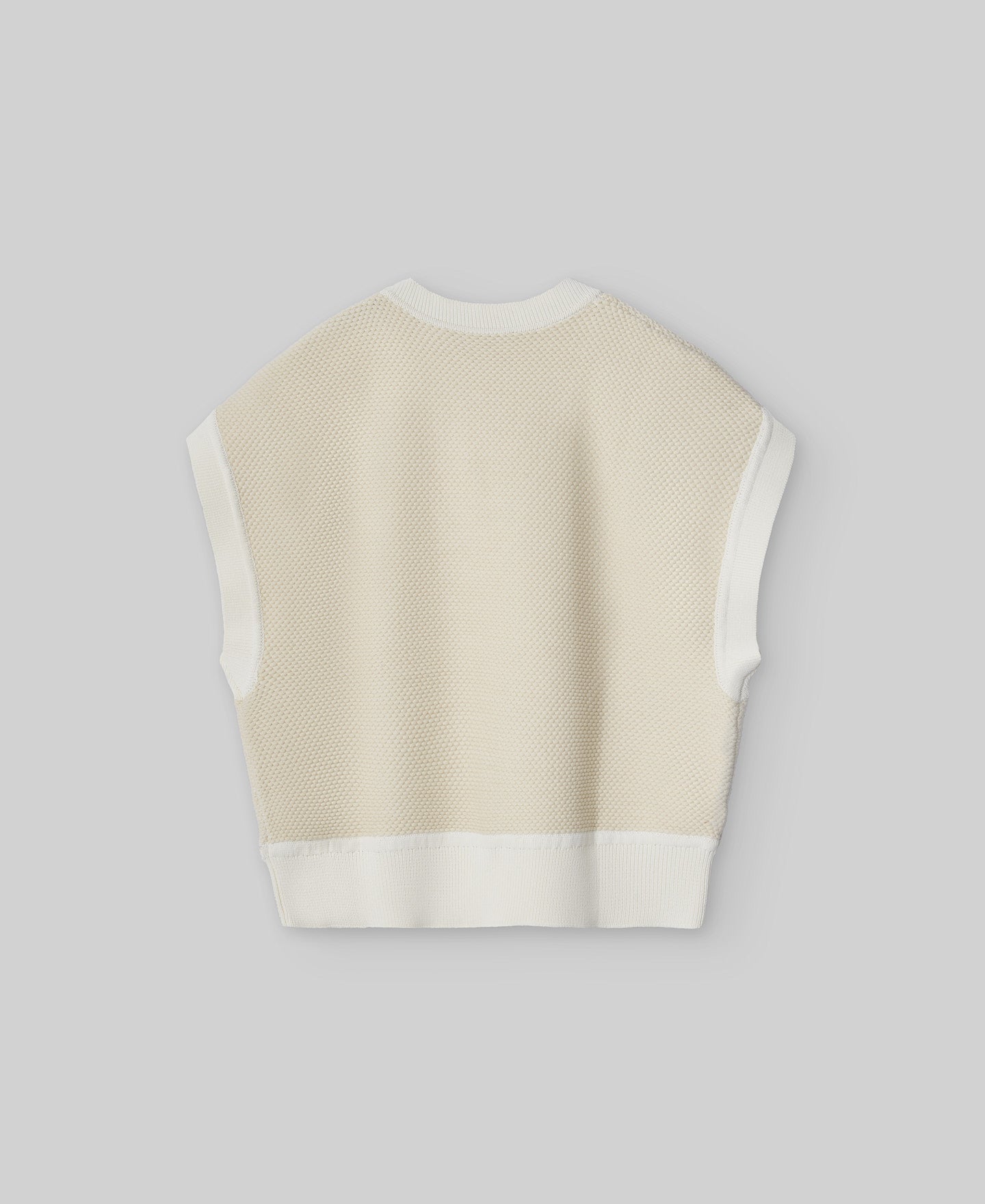 Structure knit vest woman in light cream