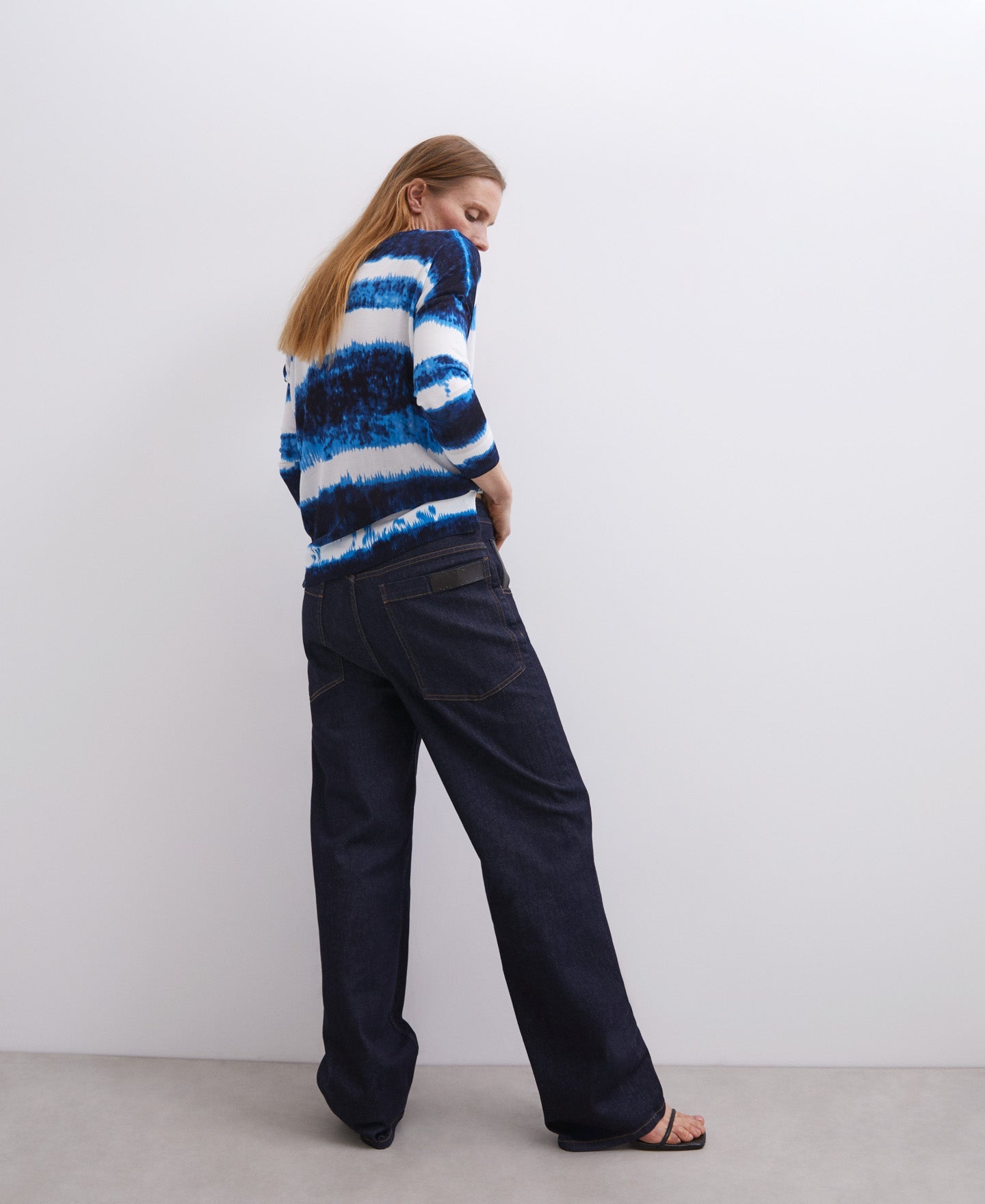 White/Blue Stripe V-Neck Viscose Printed Sweater
