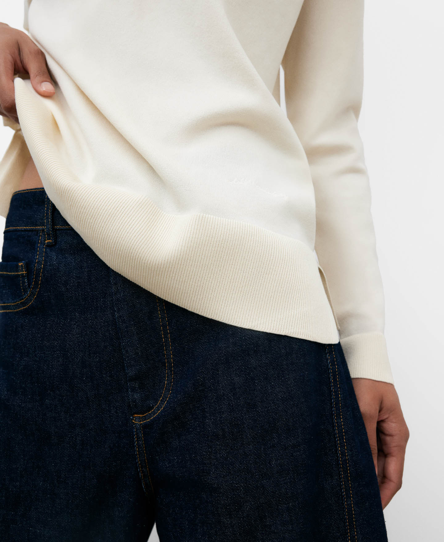 Ice V-Neckline Viscose Sweater Woman