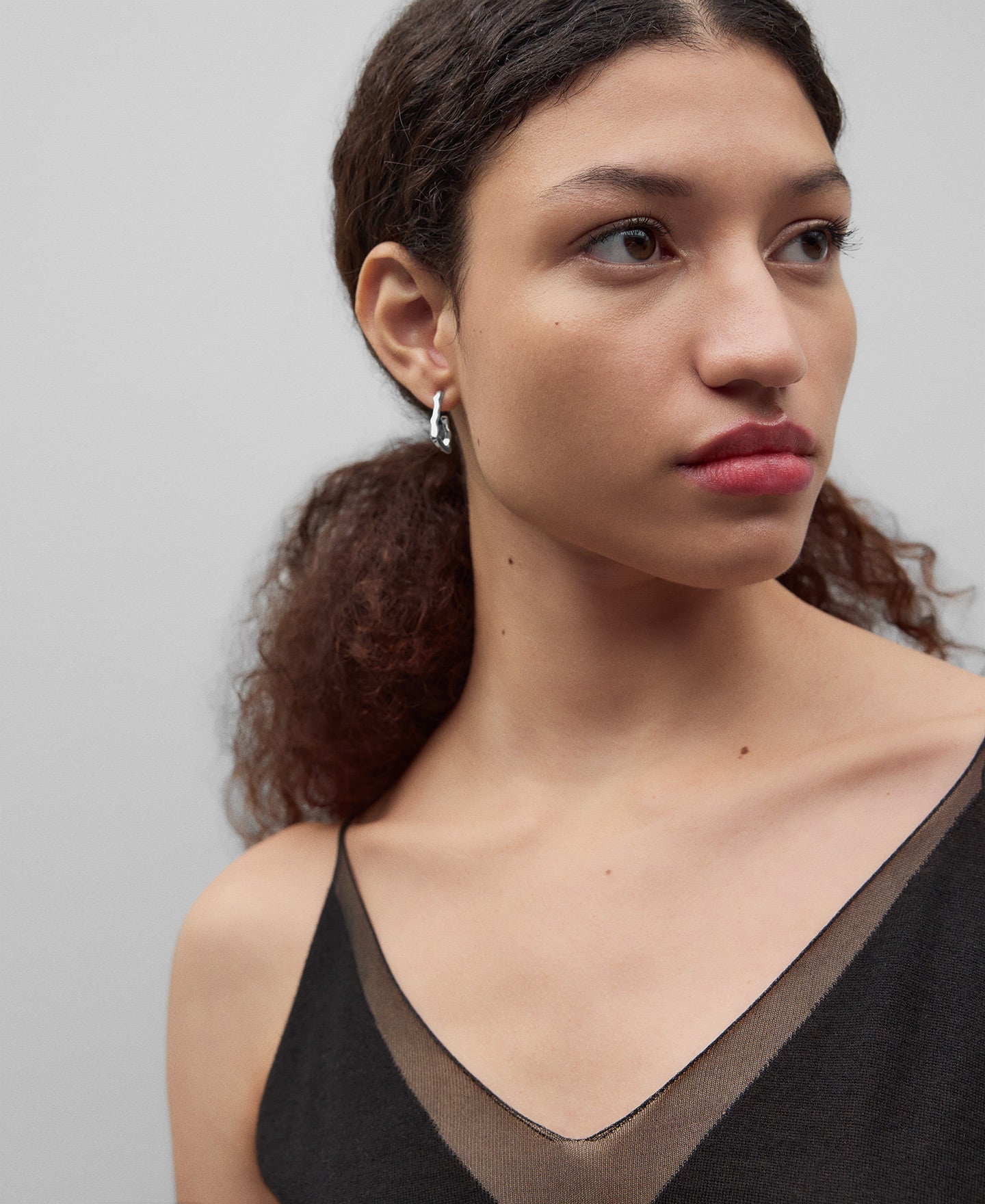 Merino wool and silk knit top woman in black