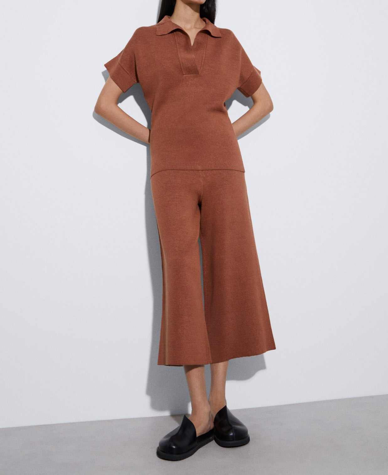 Tobacco Short Sleeve Linen Sweater