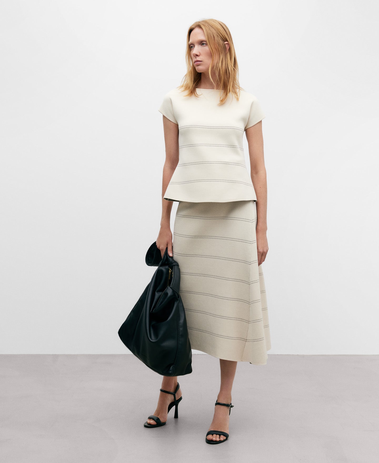 Bateau Neckline Top With Stitching Woman