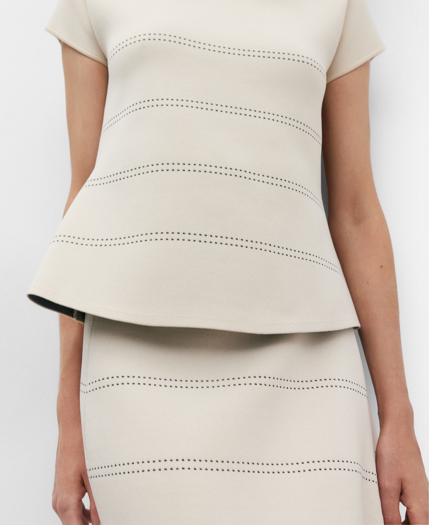 Bateau Neckline Top With Stitching Woman