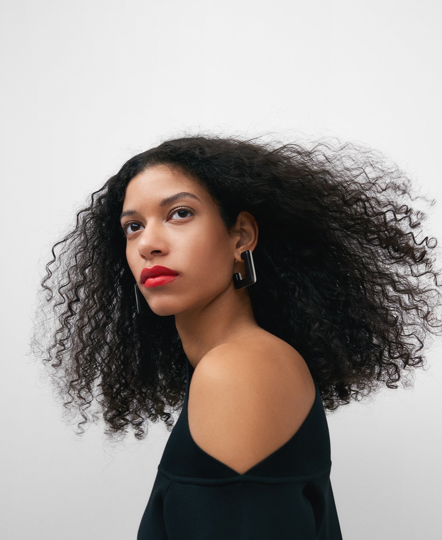 Asymmetric Neckline Long Sweater Woman